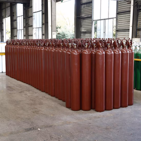 ossigeno d'acciaio senza cuciture del carro armato ad alta pressione di iso Tped di 50L 200bar con la bombola a gas della valvola Cga540